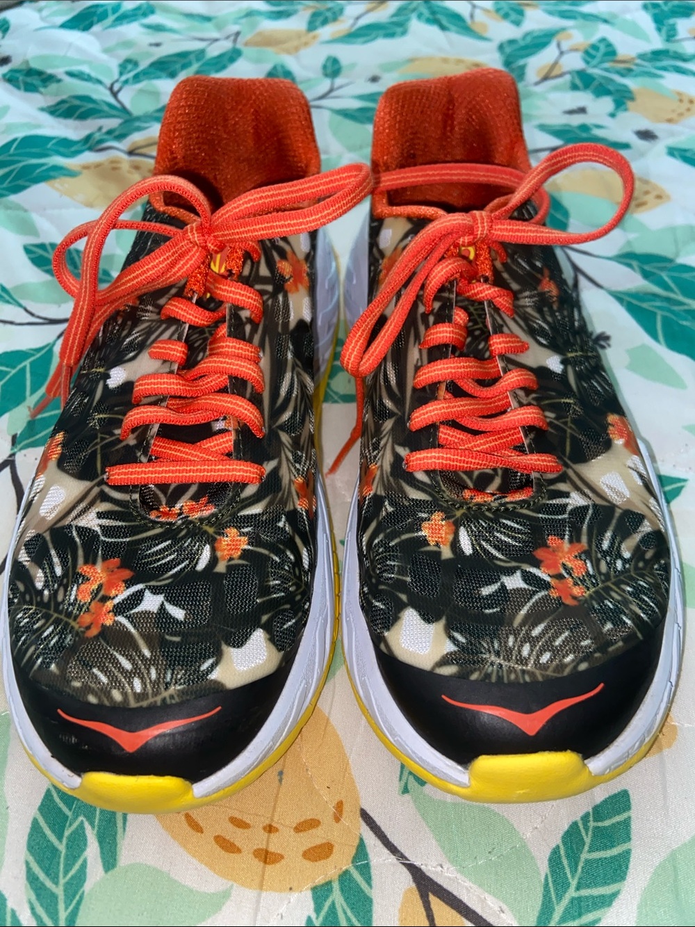 HOKA HAWAIIAN PRINT TRAINERS Kona 2016 Hoka One One EUC M7.5/W8.5-9 - Picture 2 of 9